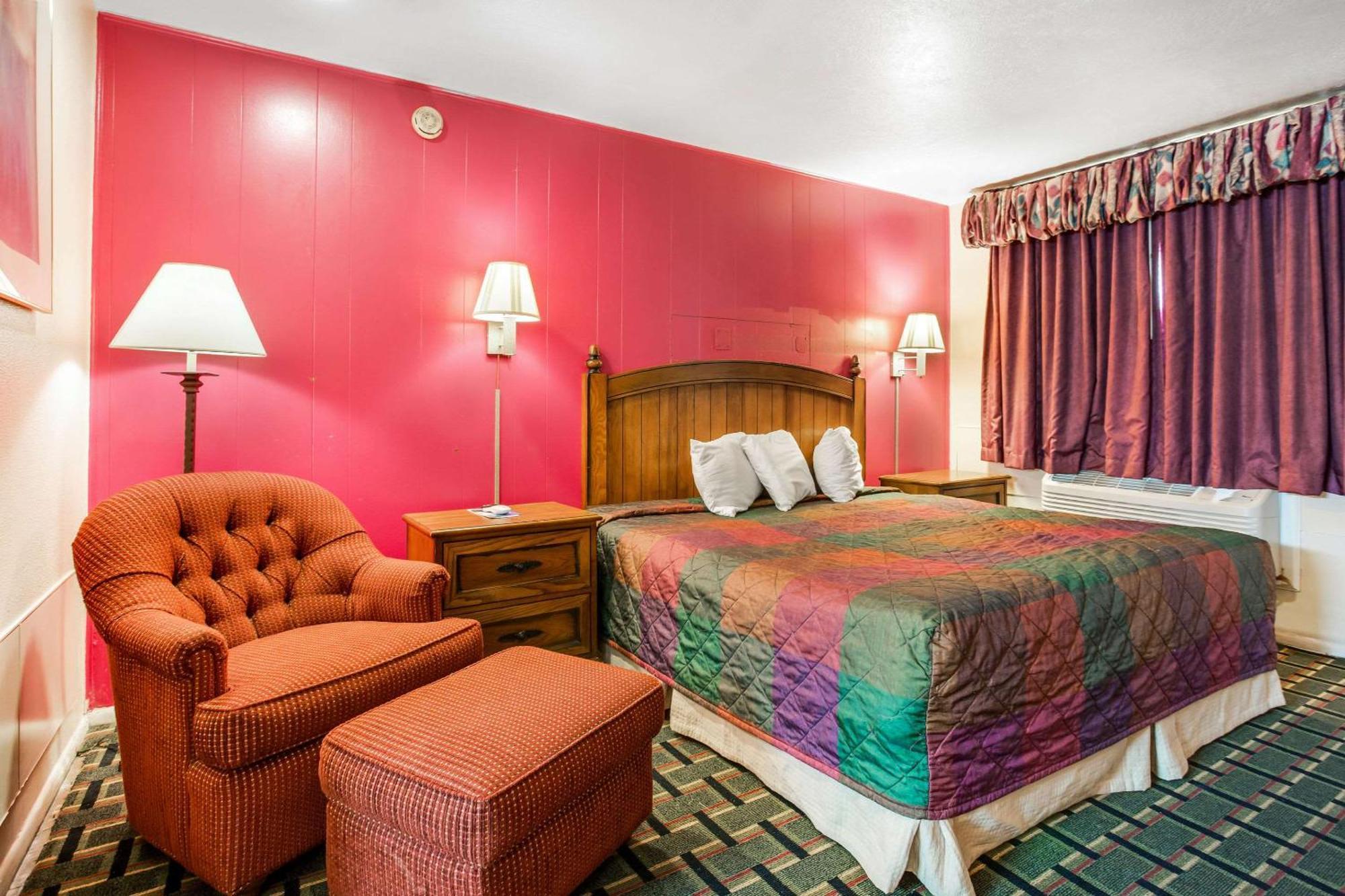 Rodeway Inn & Suites 레이톤 외부 사진