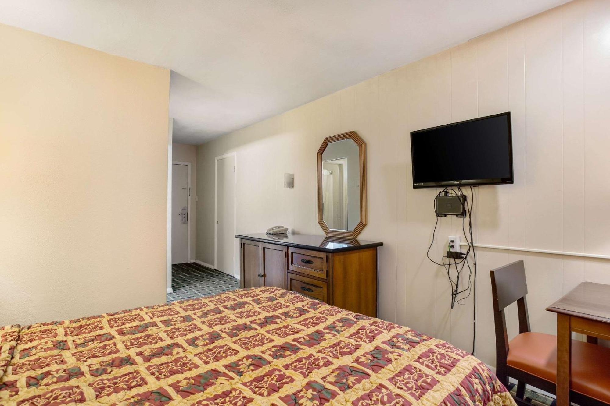Rodeway Inn & Suites 레이톤 외부 사진